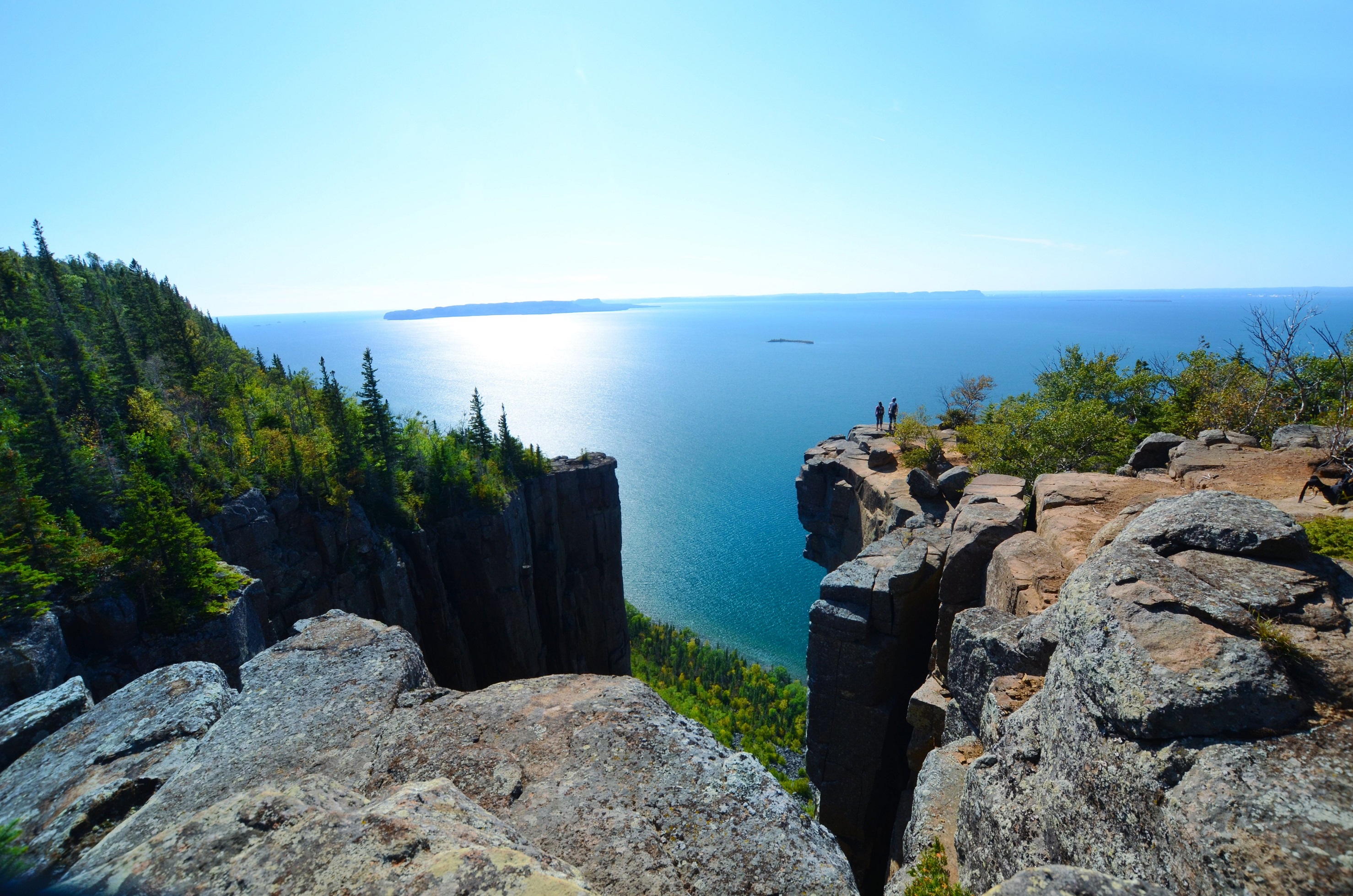 Озеро мичиган в северной америке. Верхнее озеро (Lake Superior). Канада. Великие американские озёра верхнее Гурон Мичиган Эри Онтарио. Великие озёра Северной Америки озероонтарио. Озеро Супериор.